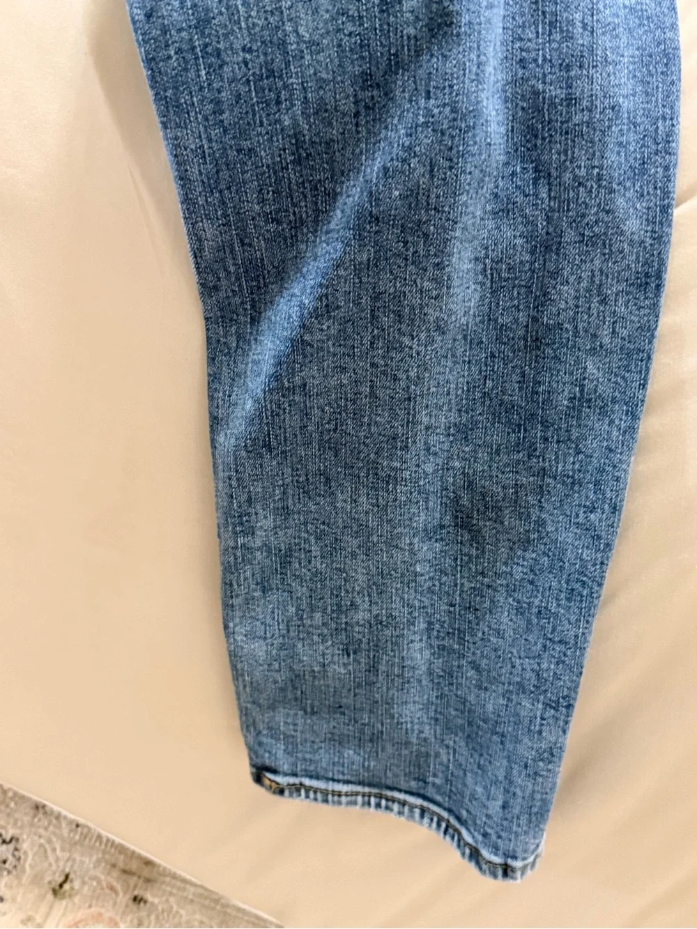 Lucky Brand Men's Classic Blue Jeans